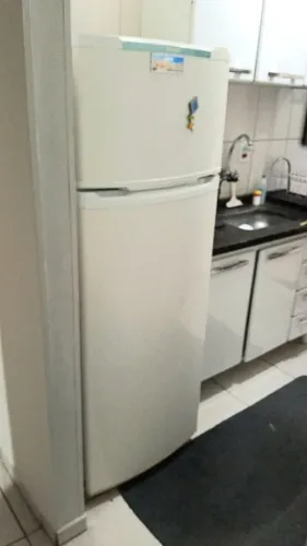 Geladeira Consil 330 litros