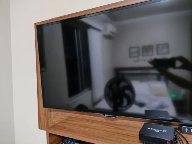 Vendo TV 40 polegadas ( COM DEFEITO)