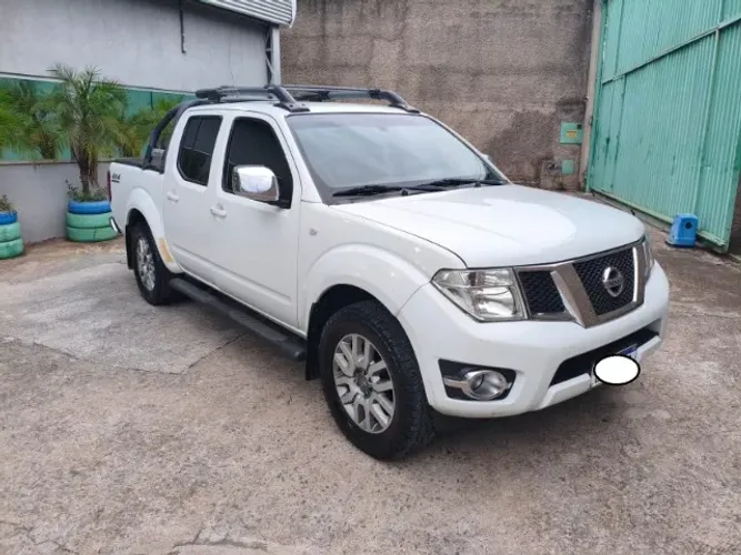 Nissan Frontier SL CD 4X4 2.5tb Diesel AUT 2016