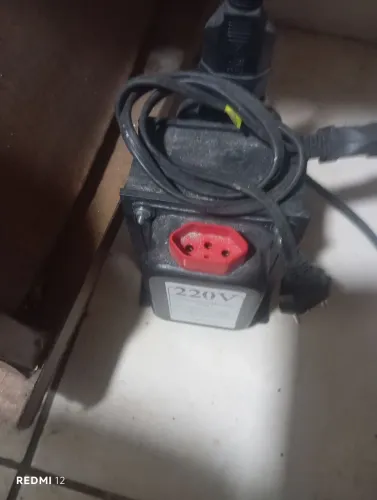 Troco Esmerilhadeira angular 4.1/2 Bosch 220 super nova em martelete rompedor 3 ou 5kg