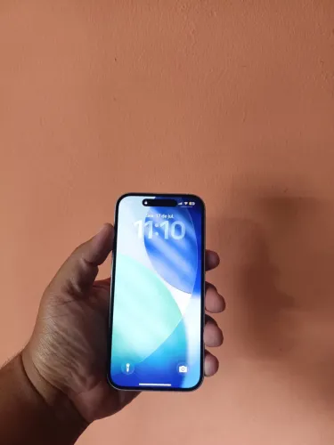 iPhone 15