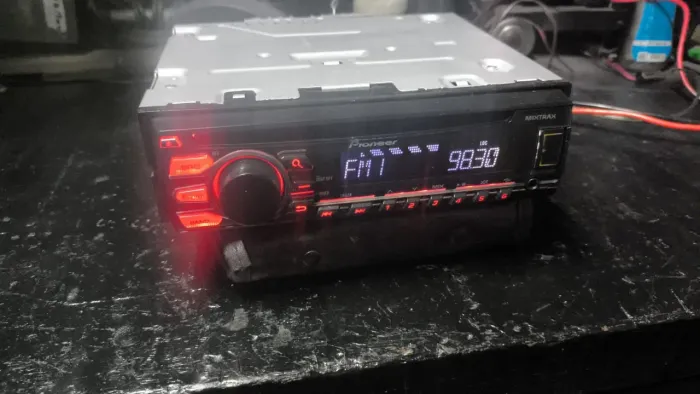 Rádio Pionner DEH X 1750ub
