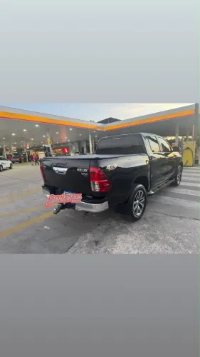 Toyota Hilux CD SRX 4X4 2.8 TDI 16V Diesel Aut. 2018