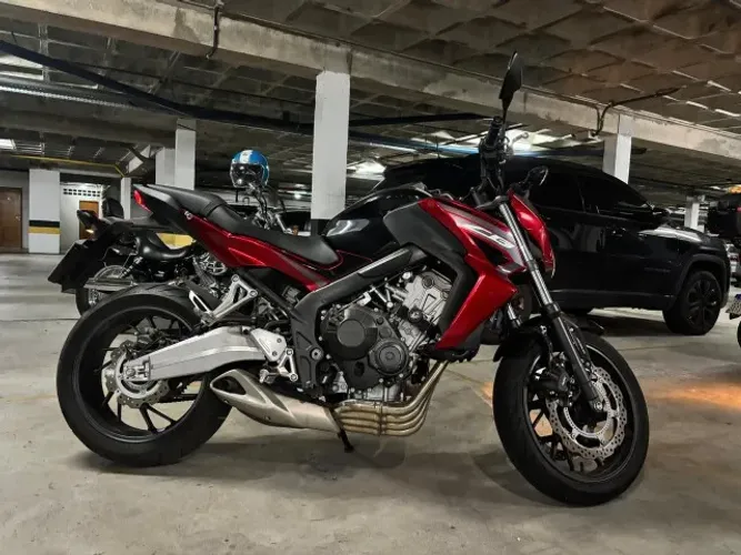 Honda CB 650F - 2019 - 2.653KM