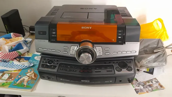 Som Sony ZUX9