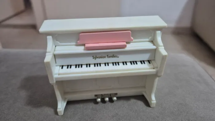 Sylvanian families piano original