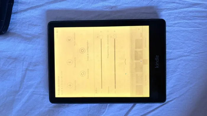 Kindle Paperwhite 11ª Geração Kindle Tela 6,8? - 8GB Wi-Fi à Prova de Água Preto