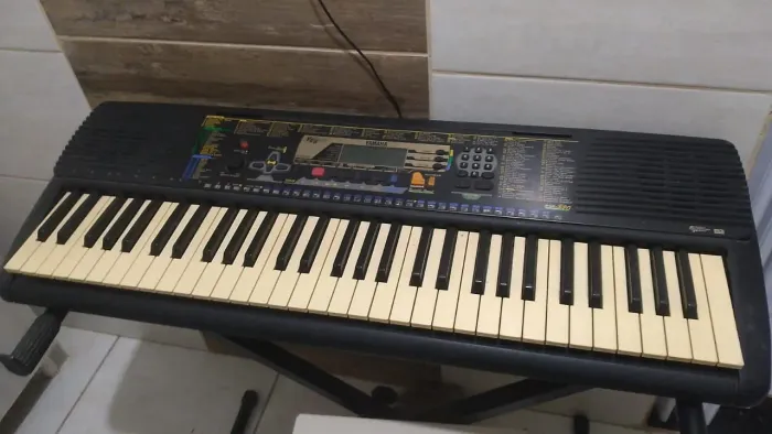 Teclado PSR b20 Yamaha