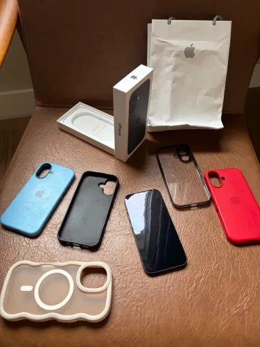 iPhone 17 tela quebrada mas funcionando normal