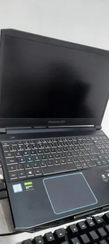 Notebook para trabalho e jogos