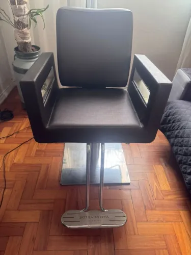 Poltrona salão Van de Velde 