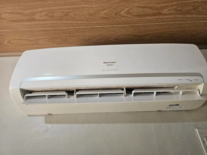 Ar Condicionado Split Central Inverter 18.000 BTUs Springer Midea (Para Conserto / Peças)