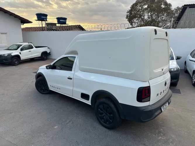 Volkswagen Saveiro Robust 1.6 Total Flex 16V 2024