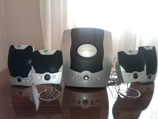 Subwoofer gamer, baixos e graves independentes, som incrível para jogar e ouvir música
