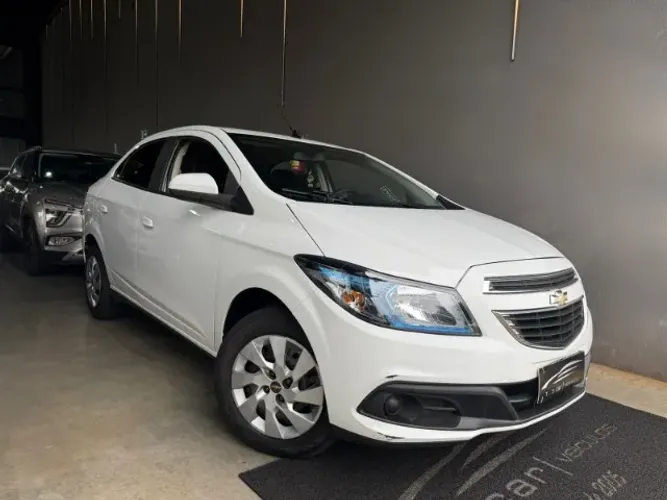 Chevrolet Onix Hatch LS 1.0 8V Flex Power Mec. 4P 2015