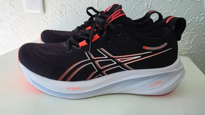 Tenis Asics Nimbus 26
