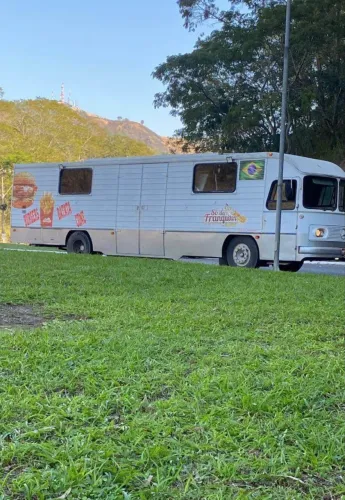 Vendo MotorHome Mercedes 1975 Fabricado pela empresa Itapemirim