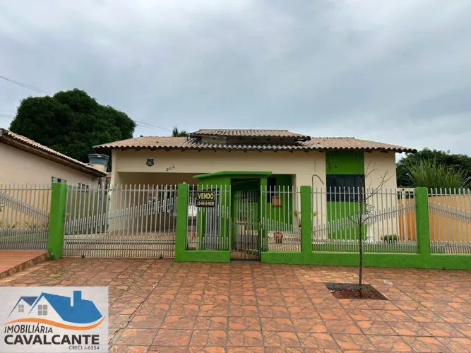 Casa Padrão no centro de Marilena-PR.