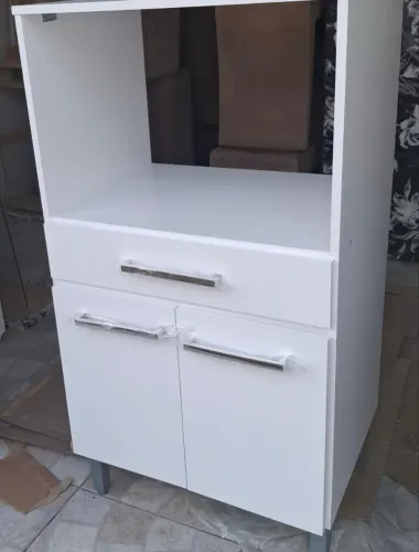 Balcão forno e microondas