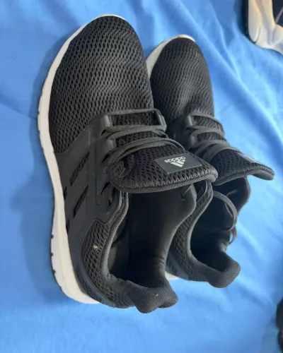 Tênis Adidas ORIGINAL 