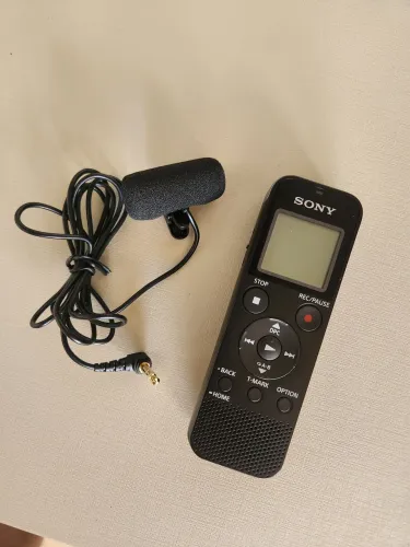 Kit Gravação Sony: Gravador Digital ICD-PX470 + Microfone de Lapela Estéreo Sony ECM-LV1