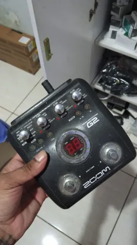 pedaleira zoom g2