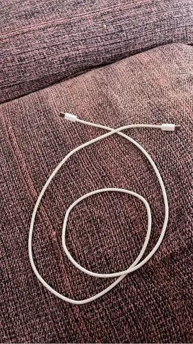 Vendo cabo original iPhone 16