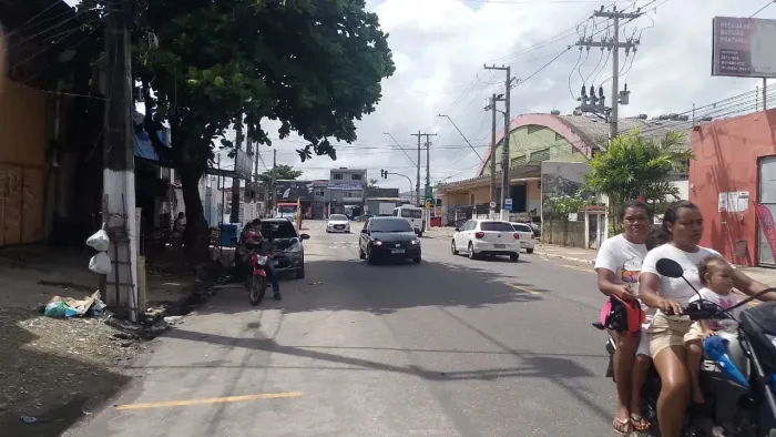 Imóvel para venda tem 1030 metros quadrados em Guamá - Belém - PA