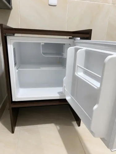 Frigobar Midea 45 Litros Branco - Excelente Estado