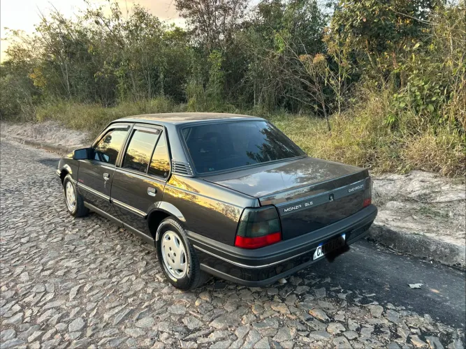 Chevrolet Monza GLS/ Hi-tech 2.0 EFI 2P E 4P 1995