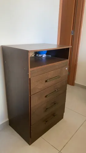 Comoda 4 gavetas