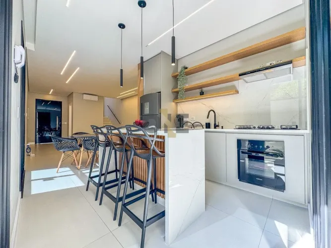 Casa com 3 dormitórios, sendo 1 suíte para venda - Barueri - SP