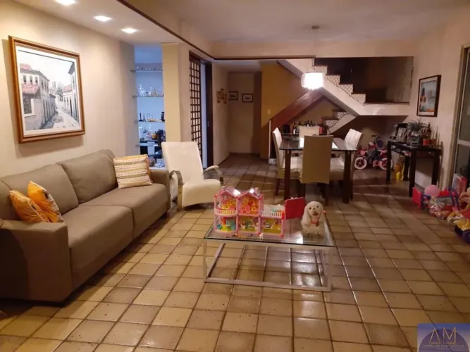 Apartamento à Venda em Espinheiro