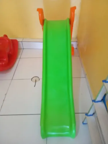 Escorrega (brinquedo)