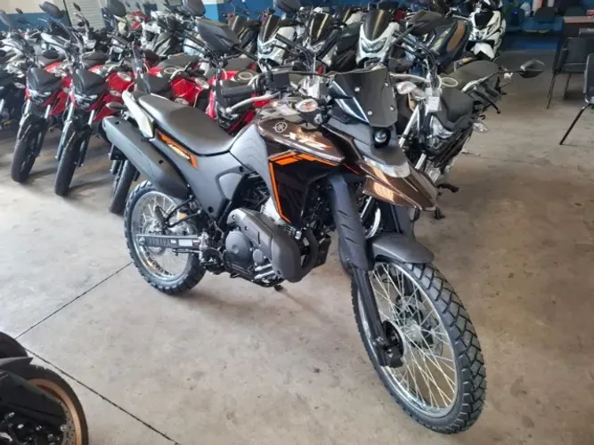 YAMAHA LANDER 250 MARROM 2026 0 KM SHALON VEICULOS CARIACICA