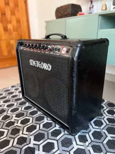 Amplificador Meteoro Nitrous 100G (100W) - Excelente Estado | Venda Rápida!