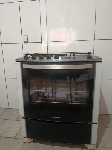 Vendo fogão 5 bocas Electrolux