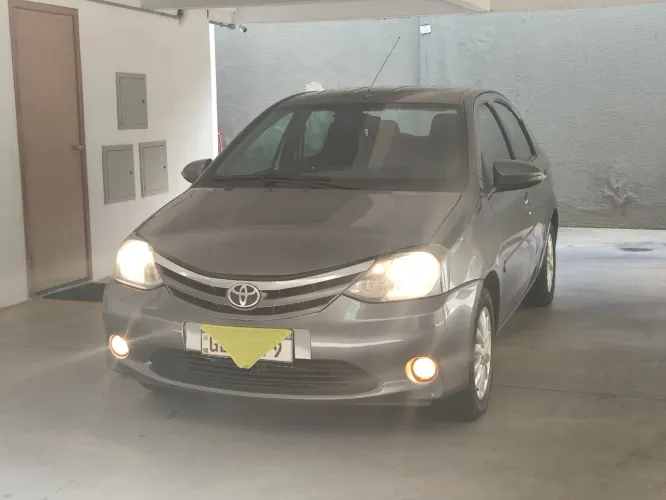Toyota Etios XLS Sedan 1.5 Flex 16V 4P Mec. 2016