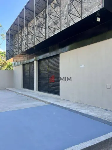 Galpão à venda, 324 m² por R$ 800.000,00 - Rio do Ouro - São Gonçalo/RJ
