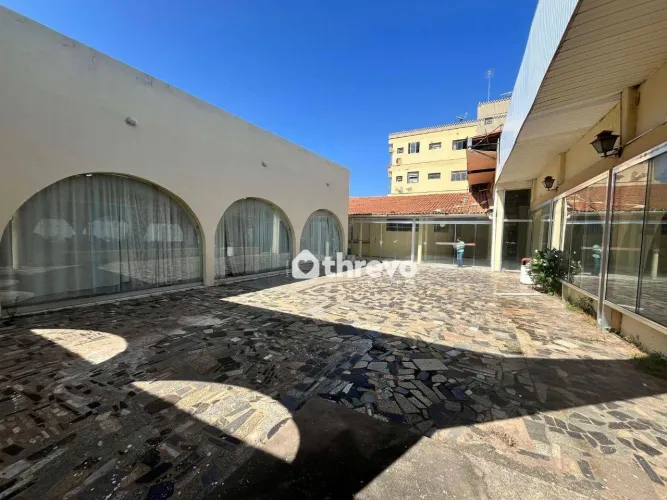 Prédio à venda, 566 m² por R$ 1.800.000,00 - Cabral - Teresina/PI