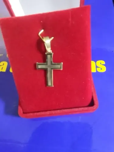 Pingente Cruz Ouro 18 Kilates Peso 1.20 Gramas  20 mm                                     
