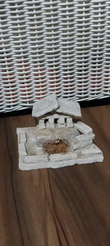 CASINHA DECORATIVA EM MÁRMORE, PEÇA ARTESANAL