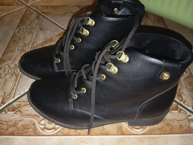 BOTA DE INVERNO FEMININA