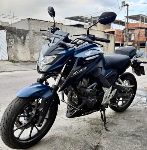 VENDO Honda CB 300F Twister ABS 2025 na cor Azul Metálico   
