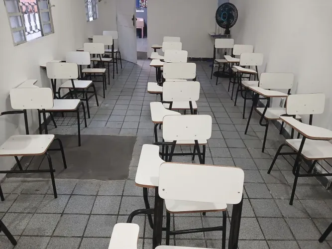 Cadeiras de estudante