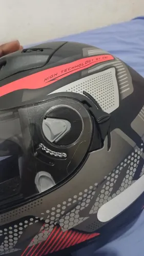 Capacete seminovo