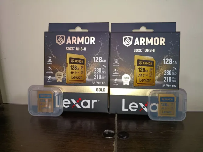 2 Cartões Lexar 128gb Armor SDHC.UHSII