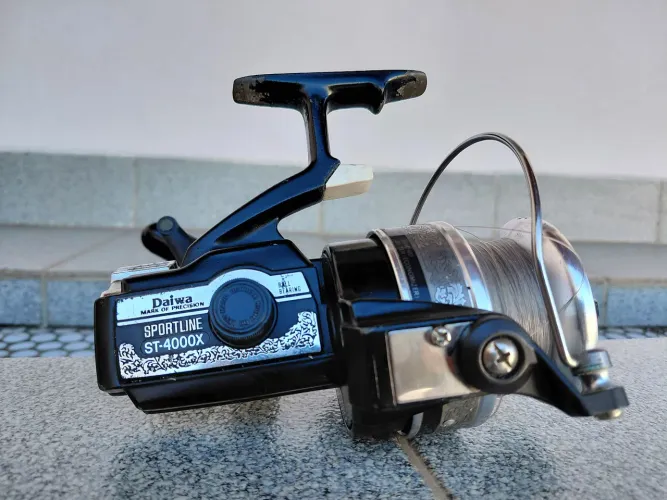 Molinete daiwa sportline ST-4000X made in japan