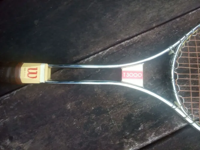 Raquete Wilson modelo T3000- relíquia