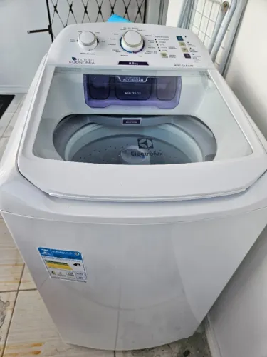 Maquina de lavar roupa